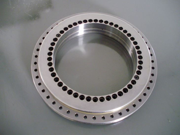 YRT Slewing Bearing For Machining Center Axial Turntable