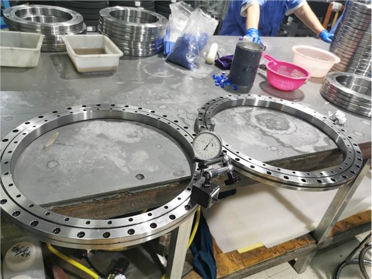Crossed Roller Bearing XSU080258 For CNC Machine